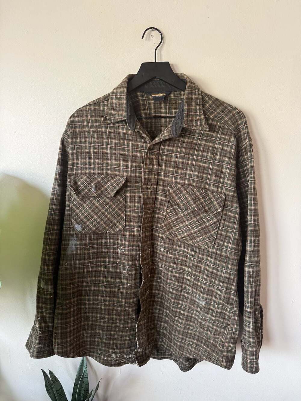 Woolrich Plaid Flannel Shirt Paint Stained Green Brown
